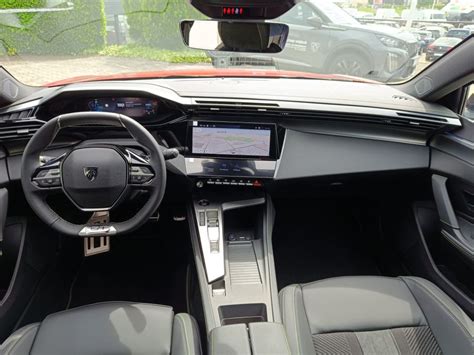 Peugeot 408 GT PHEV 180 e-EAT8 automatik, 2024 god.