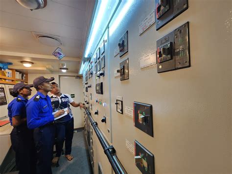 Kenali Lebih Dekat KRI Bima Suci 2 Kadet Sri Lanka Navy On Board