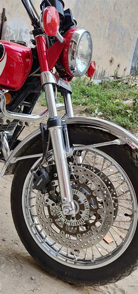 This Awesomely Modified Yamaha RD350 Gets Dual Discs And ABS