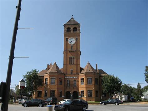 Second Macon County Courthouse, built in 1905. Tuskegee University ...