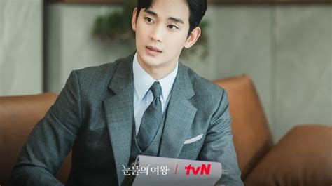 8 Potret Kim Soo Hyun Di Queen Of Tears Drama Barunya Yang Segera