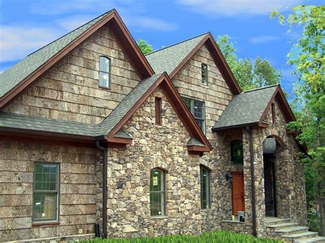 Using Bark Shingles For Siding Is A Great Eco Option For Home Building