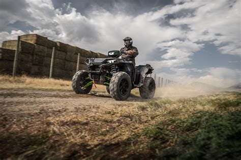 Motorrad Vergleich Polaris Sportsman Xp S Vs Can Am