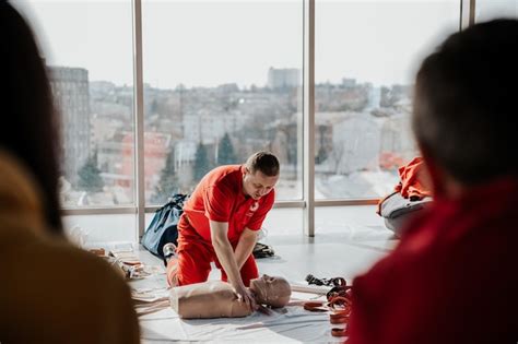 26032022 Kyiv Ukraine Cpr Training Medical Procedure Demonstrating