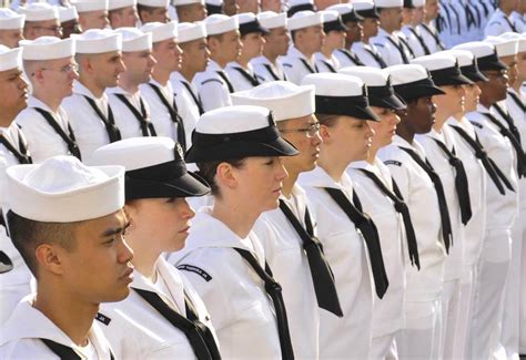 Navy working on better fitting uniforms for female sailors