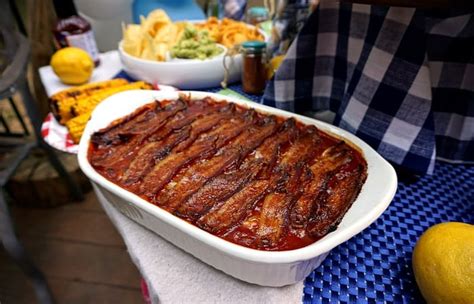 Mamma's Famous Southern-Style BBQ Baked Beans - Nerdy Mamma