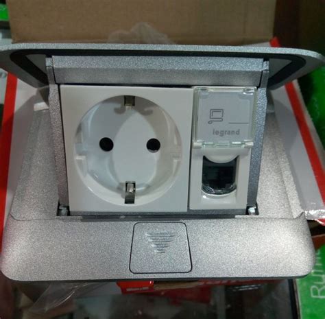 Jual Stop kontak lantai legrand stop kontak arde data cat 6 di Lapak