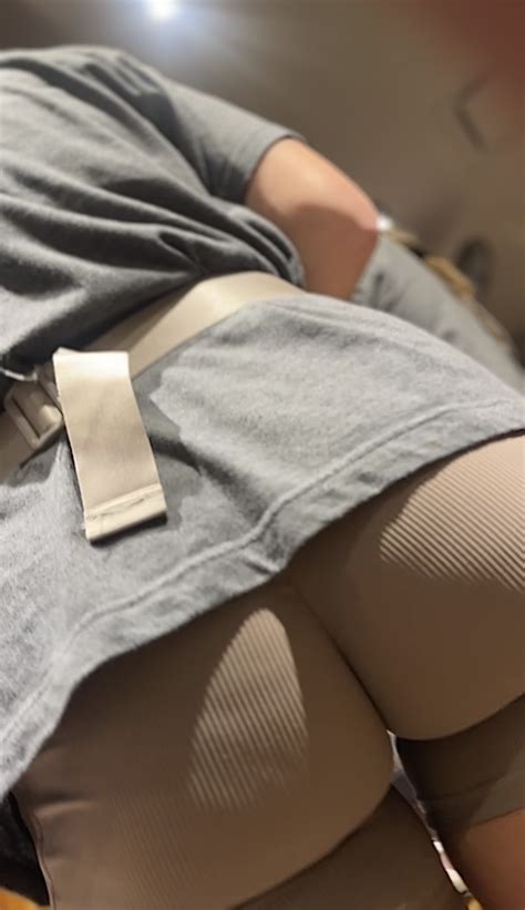 Sexy Blonde With A Nice Bubble Butt In Ribbed Biker Shorts Forum