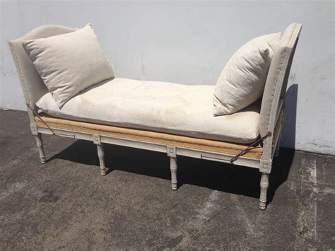 Country French Provincial Daybed Wood Woven France Linen Lounge Shabby ...