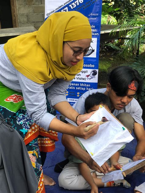 Jalan Pintas Dan Abhirama Batik Lestarikan Tradisi Dan Budaya Lewat