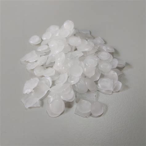 White Plastic Auxiliary Agents Fully Refined Paraffin Wax For Coating