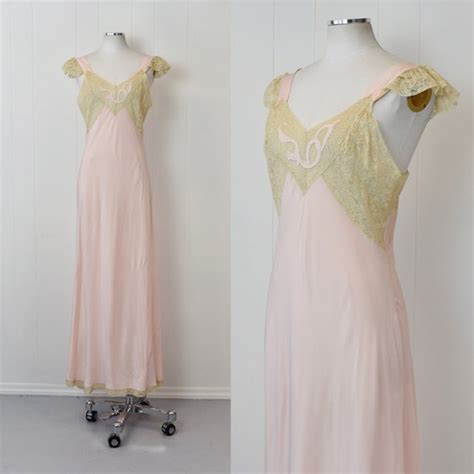 S Pink Floral Ecru Lace Fantasy Boudoir Lingerie Gem