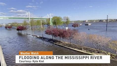 After Snow Now Extreme Heat Causes Mississippi River To Overflow