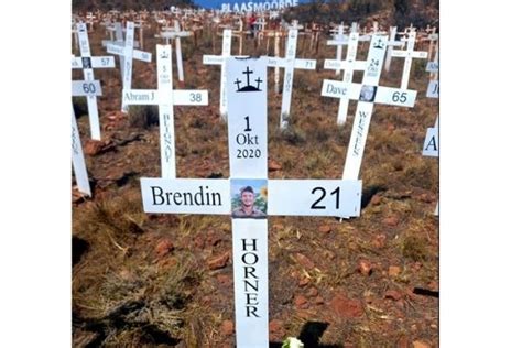 Photo’s White Cross Memorial Ceremony Farm Murders In South Africa South Africa Today