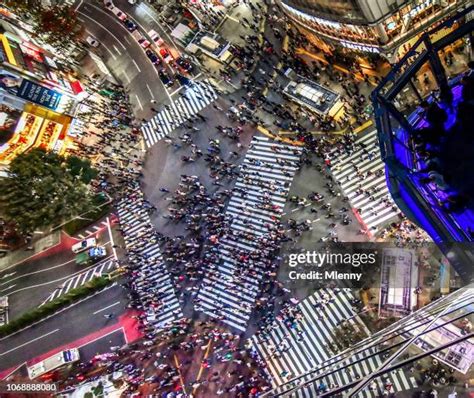 Shibuya Crossing Aerial Photos and Premium High Res Pictures - Getty Images