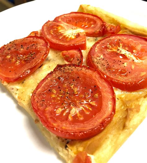 Easy French Tomato Tarte