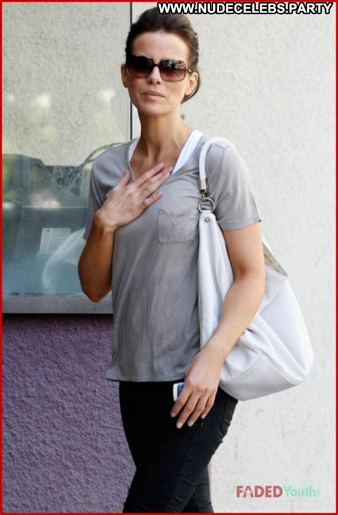 Kate Beckinsale Los Angeles Posing Hot Babe High Resolution Candids