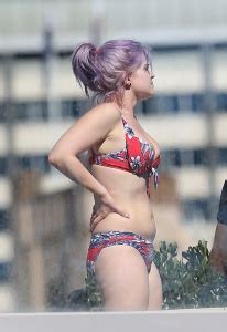 Kelly Osbourne Red Bikini Sydney Th April X Hq Phun Org Forum