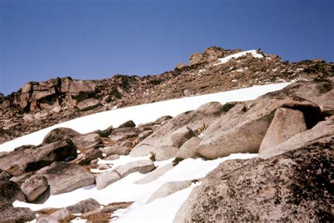 Colchuck Peak via Colchuck Lake—Colchuck Couloir—South Slope (Icicle ...