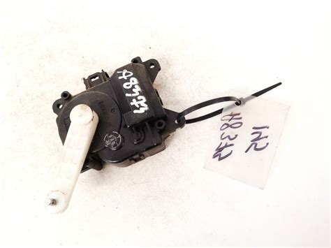 0637008680 063700-8680 Heater Vent Flap Control Actuator Motor Toyota ...