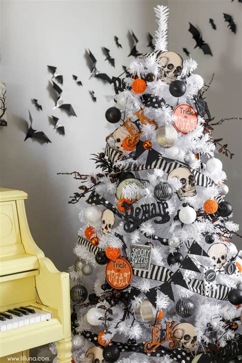 Halloween Home Decor 2016 - Lil' Luna