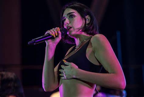 Dua Lipa Self Titled Tour At Bayfront Park Miami June 12 Concert Photos Miami New Times