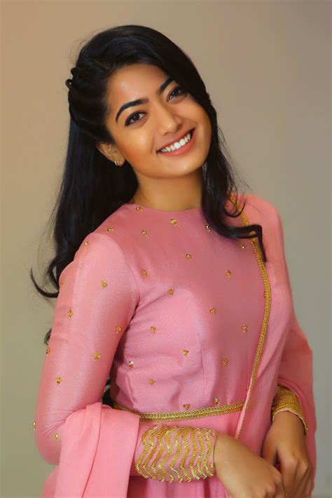 Rashmika Mandanna HD Wallpapers and Images [40+] | HDWalle