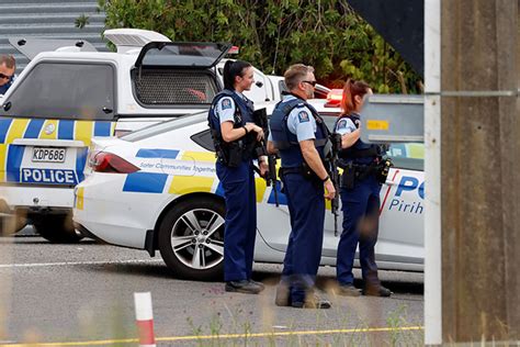 Sunlive Armed Police Flood Wbop After Reported Shooting The Bay S