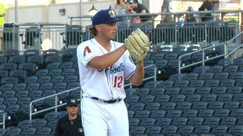 Top Prospects: Brandon Pfaadt, RHP, D-backs | 03/12/2022 | MLB.com