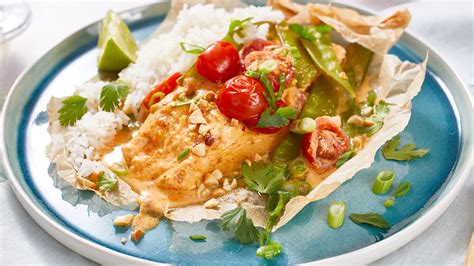 Coconut Curry Salmon En Papillote