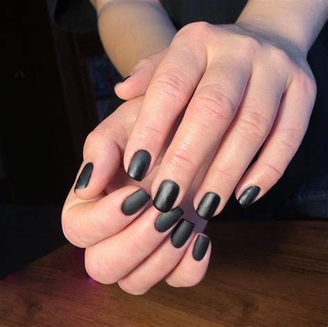 Чёрный матовый маникюр | Nails, Beautiful nails, Beauty