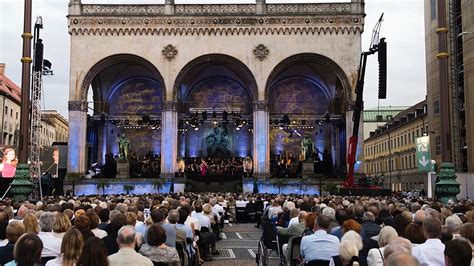 Klassik am Odeonsplatz 2015: Impressionen vom Konzert mit dem BR ...