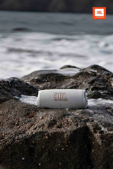 Bring your JBL Charge 5 speaker anywhere without taking a break from ...