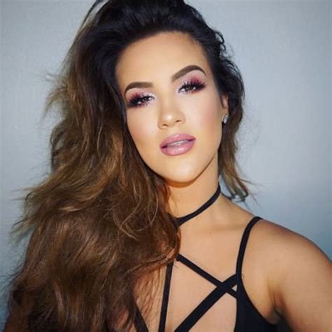 Most Popular Beauty Gurus On Youtube That Will Inspire You