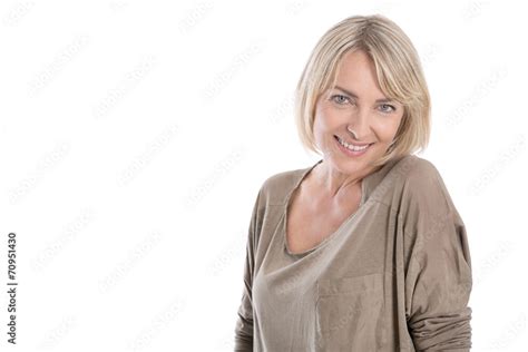 Portrait freigestellt attraktive schöne blonde ältere Frau Stock Foto