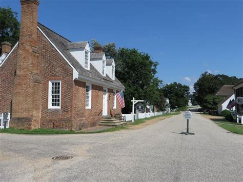 Colonial National Historical Parkway: A Lovely Virginia Scenic Drive