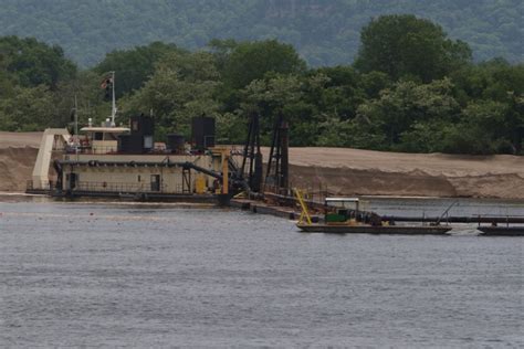 Dredging System Uses Three Boats Post Bulletin Rochester Minnesota