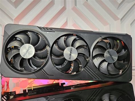 Test Gigabyte Rx 7800 Xt Gaming Oc Overclocking Et Gros Refroidissement