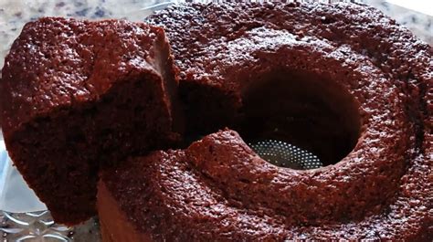 Bolo de Chocolate Fofinho de Liquidificador da Vovó Cozinha Tradicional