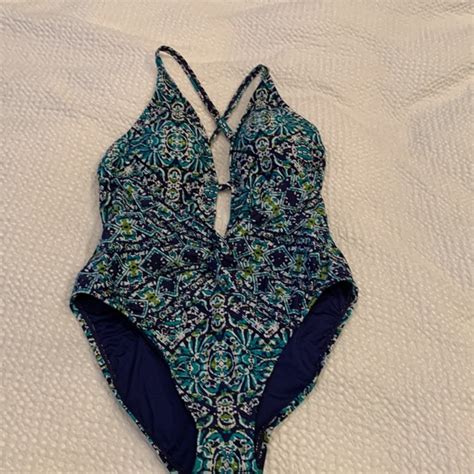 La Blanca Swim Nwot La Blanca Twist Front Piece Swimsuit Poshmark