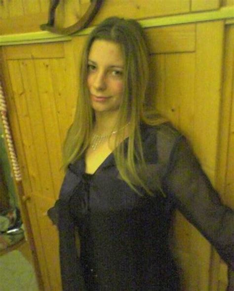 Rubia enseñando las tetas horny milf fuck anything