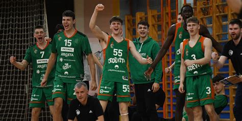 KZS Fantje Do 18 Let V Finalu Slovan A In Cedevita Olimpija