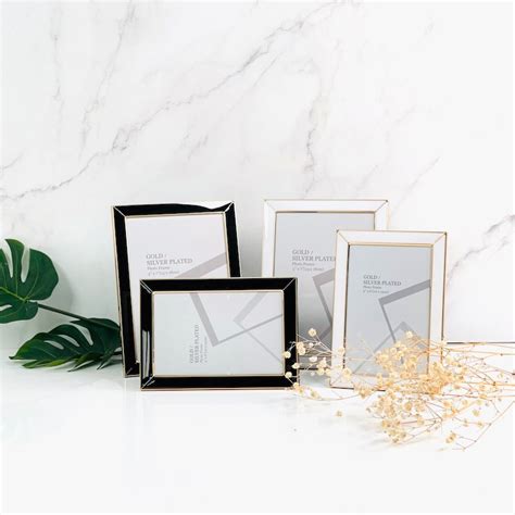 4R/5R Photo Frame Black Epoxy With Gold Trimmings - Sunled Co Pte Ltd