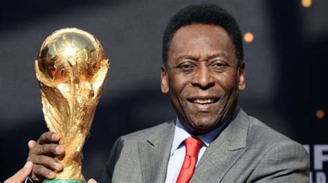 Murió Pelé La Primera Leyenda Del Fútbol Mundial Perfil