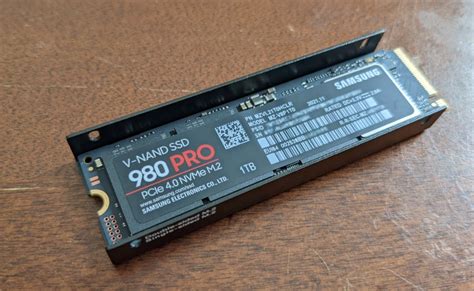 Installing Be Quiet S MC1 NVMe M 2 SSD Heatsink Cooler On PS5