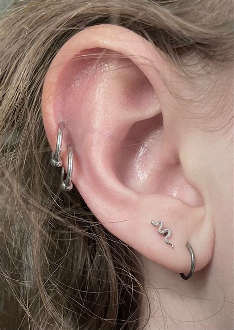 Double Helix And Lobe Peircing Double Helix Piercing Body Mods Lobes