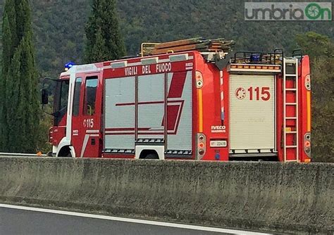 Incidente Sul Rato Fra Narni Scalo E Terni Tre Veicoli Coinvolti Un