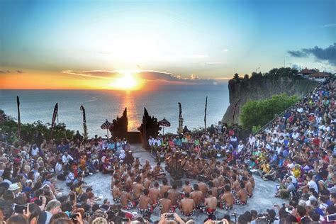 Garuda Wisnu Statue & Uluwatu Sunset, Kecak Fire Dance Tour: Triphobo