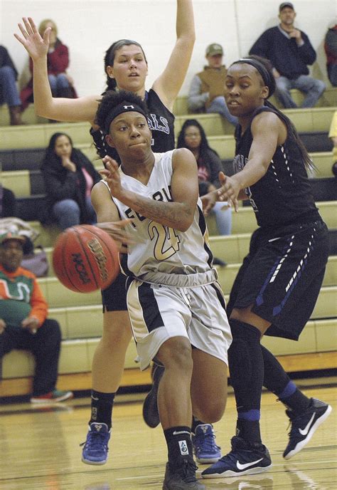 COLLEGE BASKETBALL: Ferrum women return to division league play