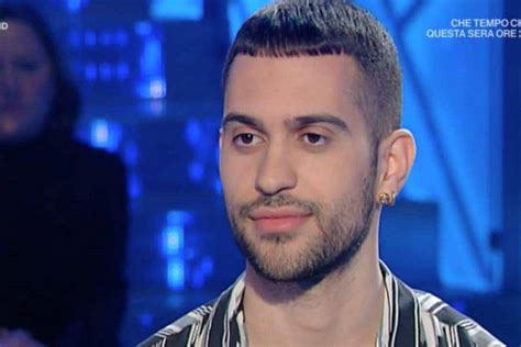 Mahmood Fidanzato Il Cantante Non Si Nasconde